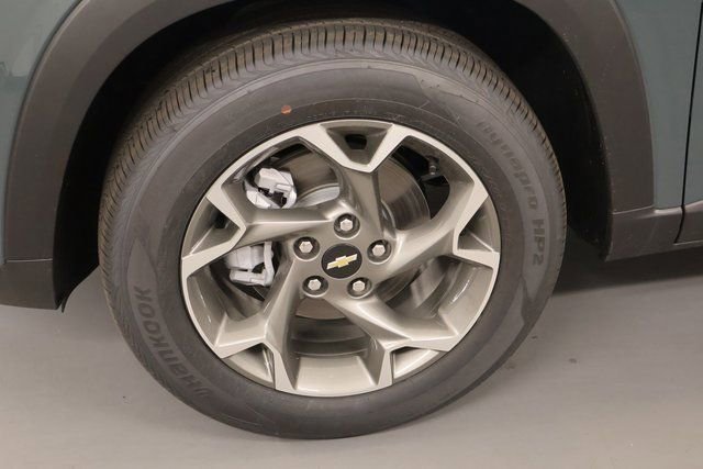 New 2026 Chevrolet Trax LT FWD image 7