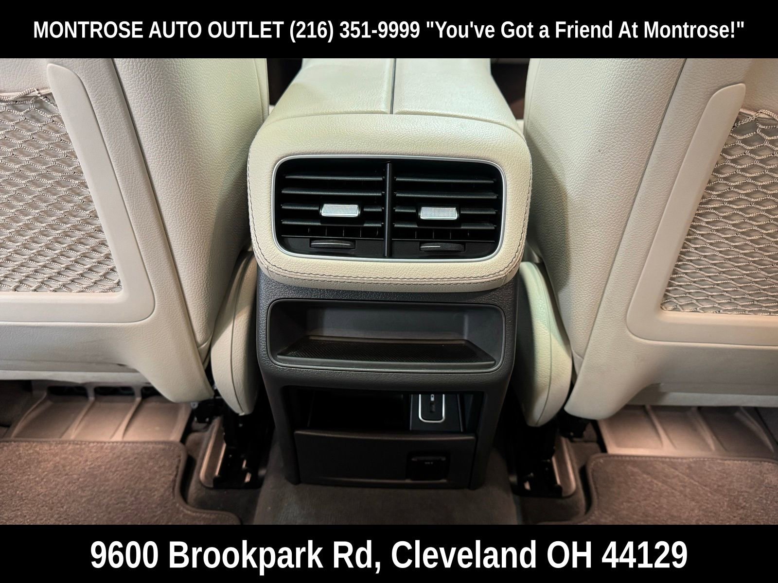 Used 2020 Mercedes-Benz GLE 350 4MATIC w/ MBUX Technology Package image 39