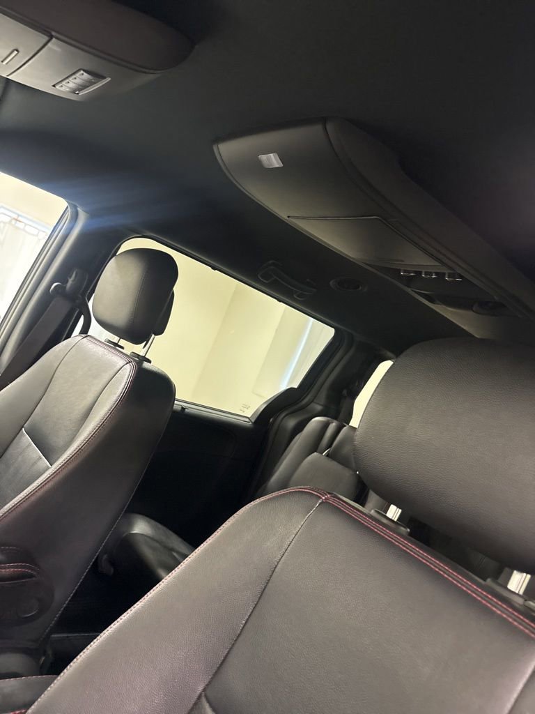 Used 2019 Dodge Grand Caravan GT FWD image 17