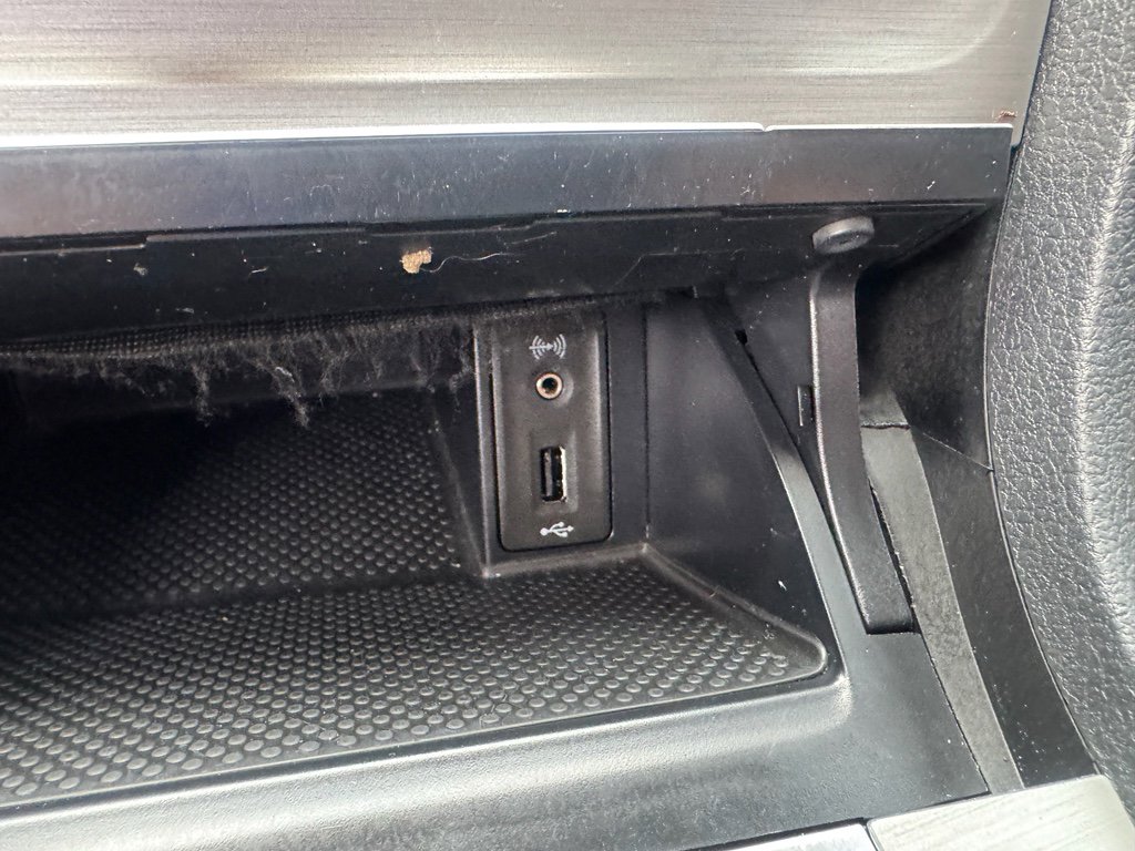 Used 2017 Volkswagen Golf S image 22