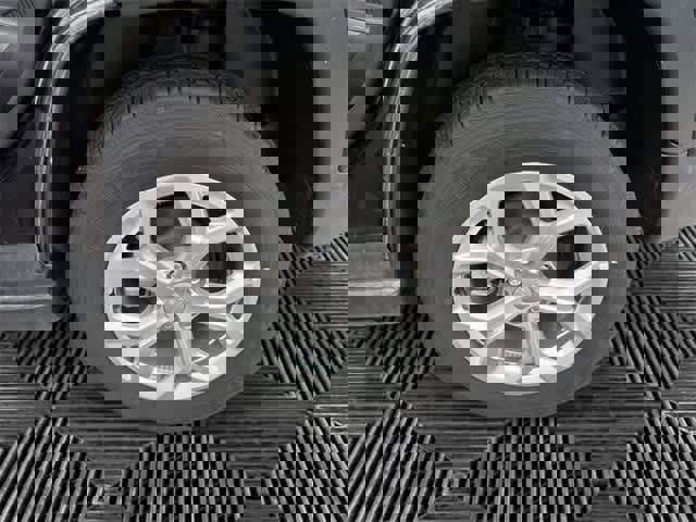 Certified 2024 Jeep Compass Latitude w/ Convenience Group image 14