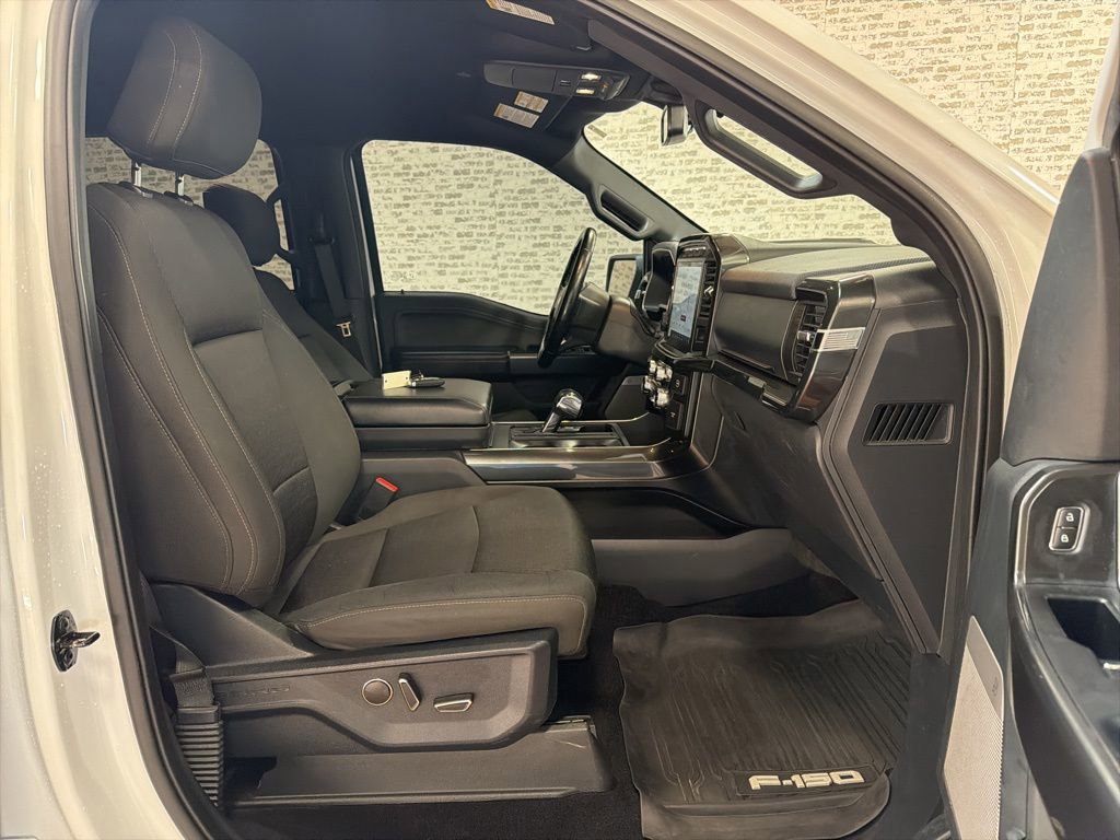 Used 2021 Ford F150 XLT w/ Equipment Group 302A High image 11