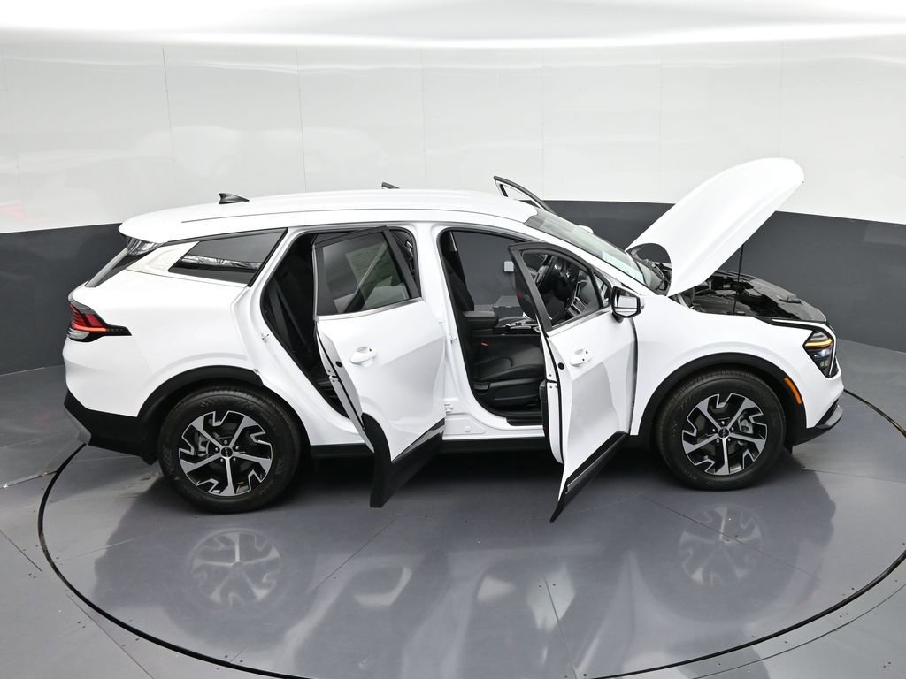 Used 2025 Kia Sportage EX FWD image 42