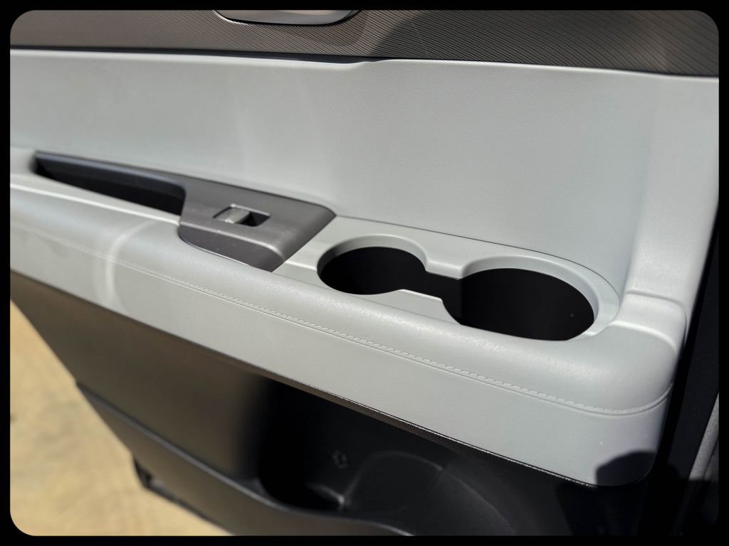 Used 2025 Hyundai Palisade SEL AWD/4WD image 27