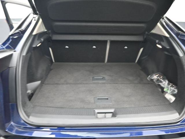 Used 2023 Nissan Ariya FWD image 11