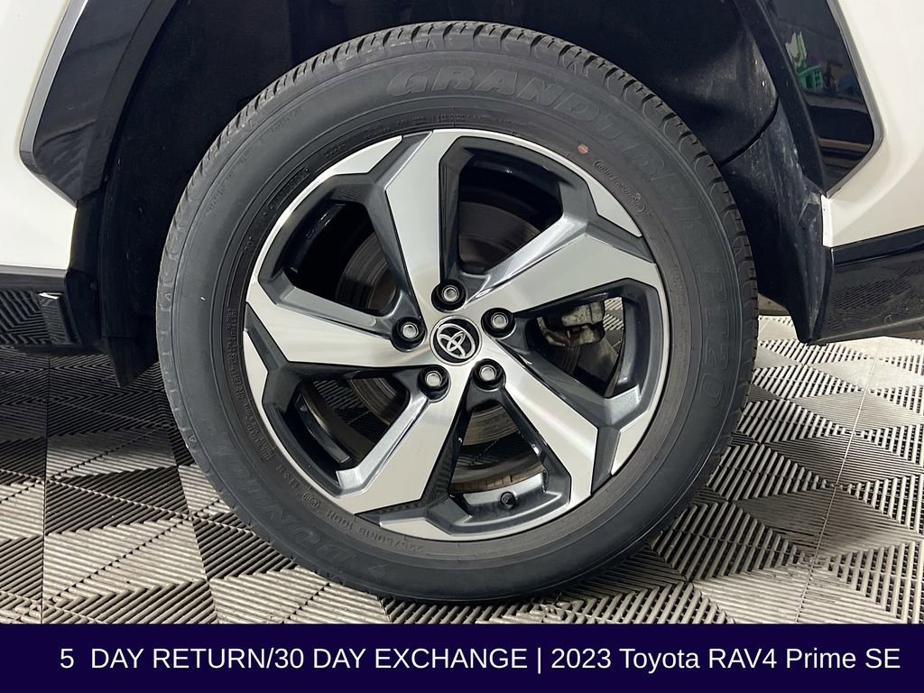 Used 2023 Toyota RAV4 SE w/ Weather & Moonroof Package image 36