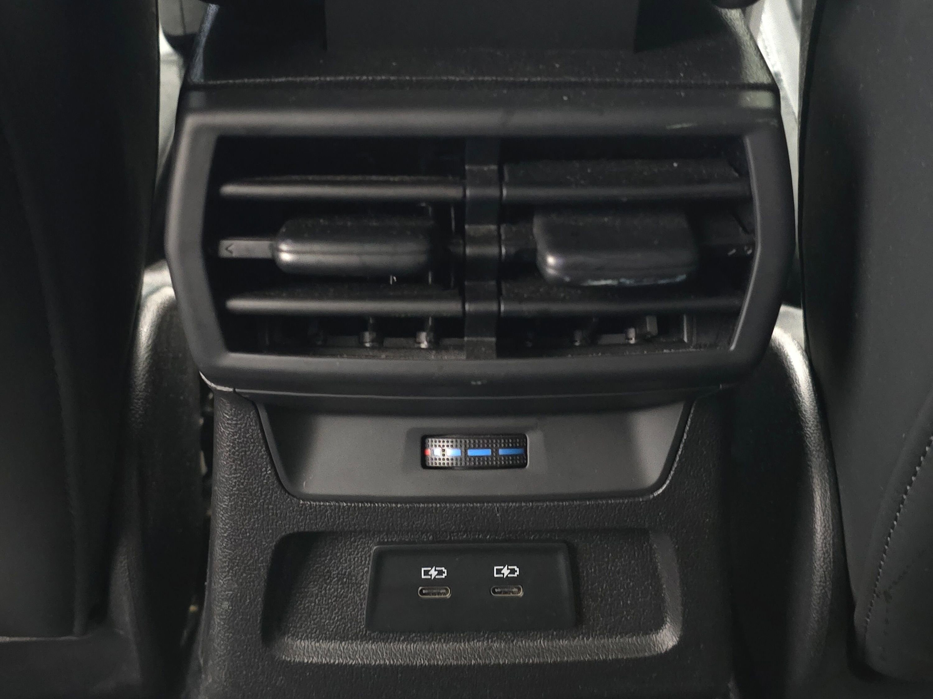 Used 2024 Audi RS 3 w/ Carbon Package image 18