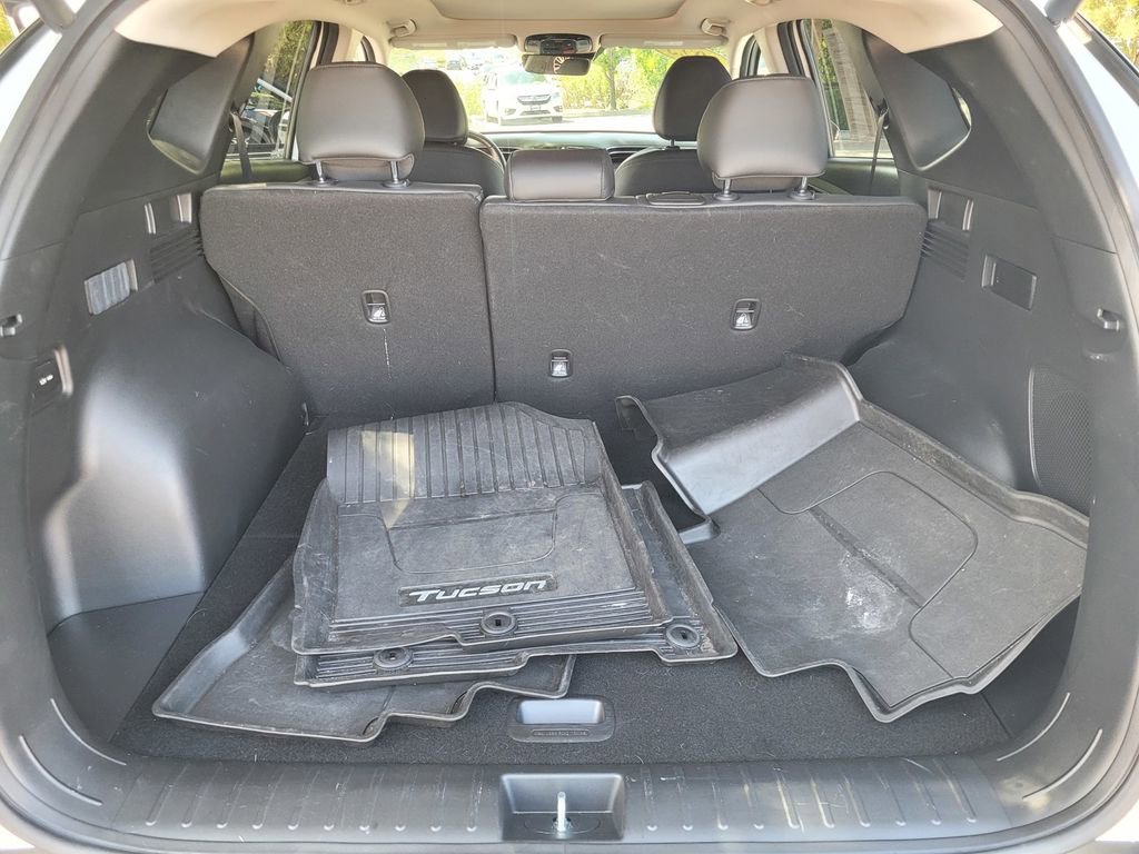 Used 2023 Hyundai Tucson Limited AWD/4WD image 23