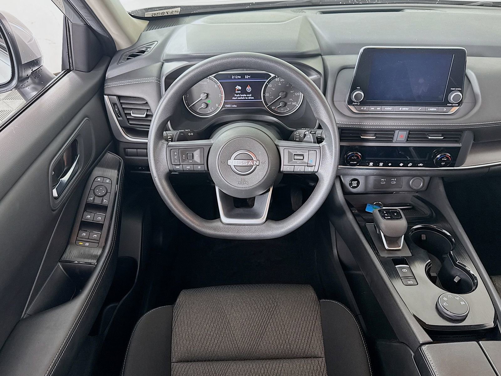 Used 2024 Nissan Rogue SV image 18