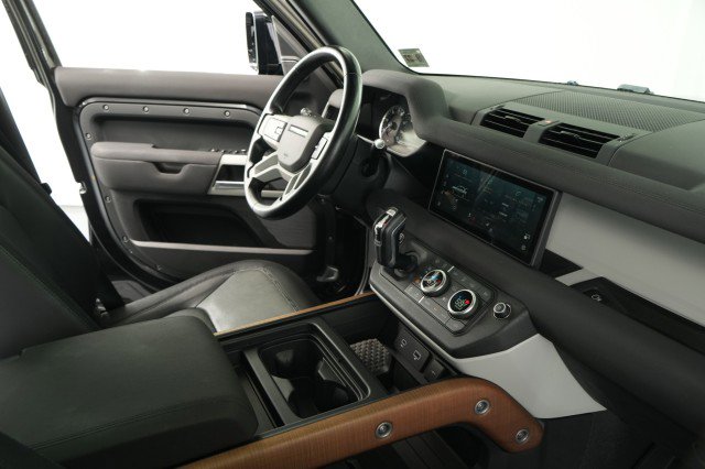 Used 2023 Land Rover Defender 110 X-Dynamic SE AWD/4WD image 52