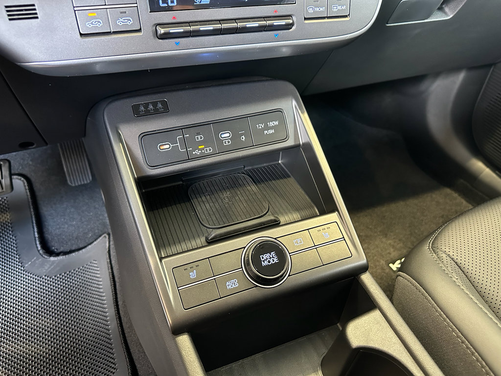 New 2026 Hyundai Kona SEL Premium image 22