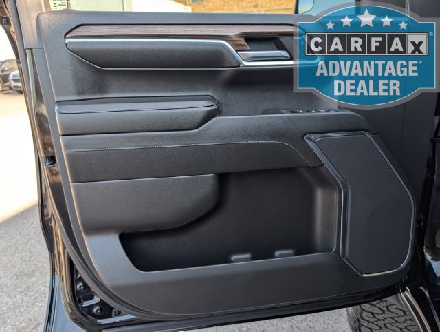 Used 2023 Chevrolet Silverado 1500 RST AWD/4WD image 16