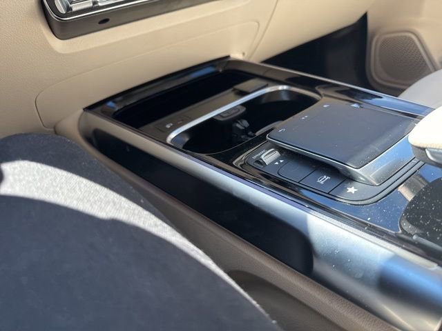 Used 2021 Mercedes-Benz GLB 250 4MATIC image 13