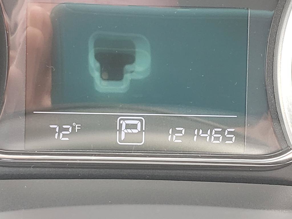 Used 2015 Nissan Sentra SV FWD image 23