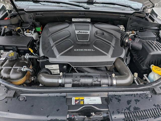 Used 2016 Jeep Grand Cherokee Overland image 23