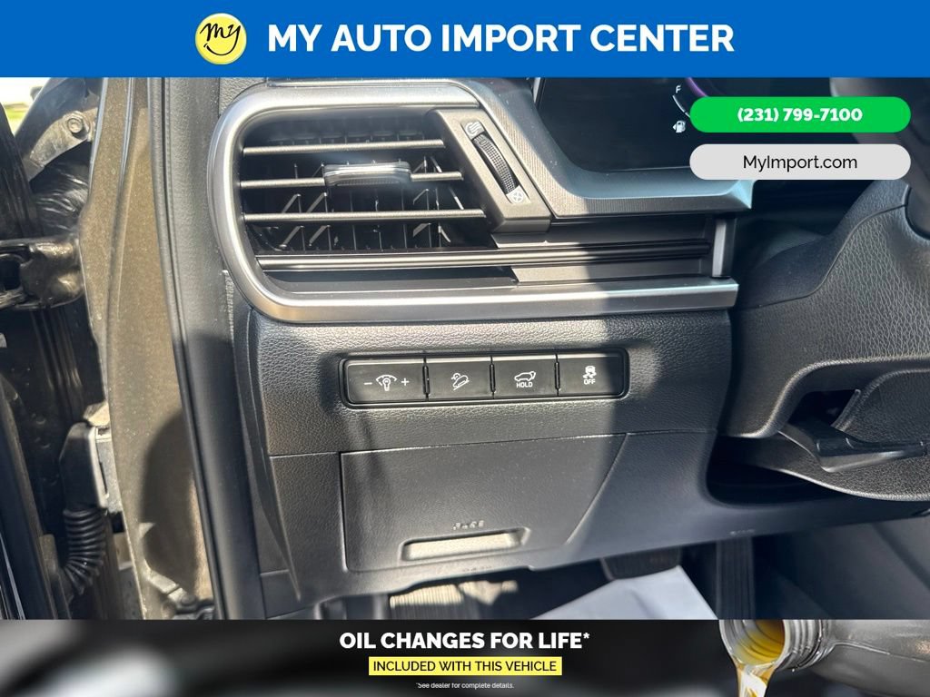 Used 2025 Kia Telluride S AWD/4WD image 14