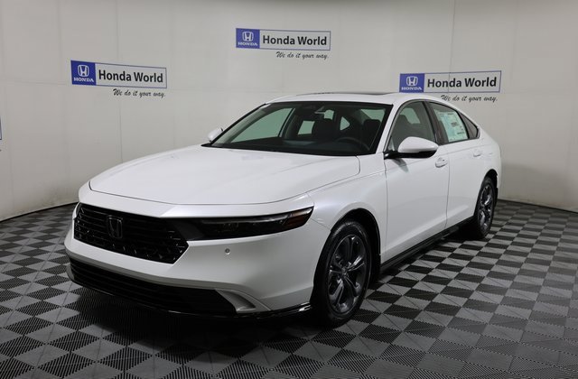 New 2025 Honda Accord EX-L image 1