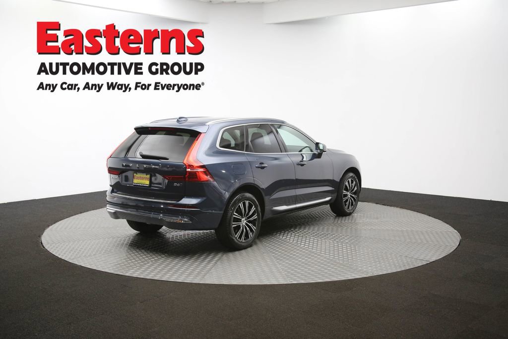 Used 2022 Volvo XC60 B6 Inscription image 42