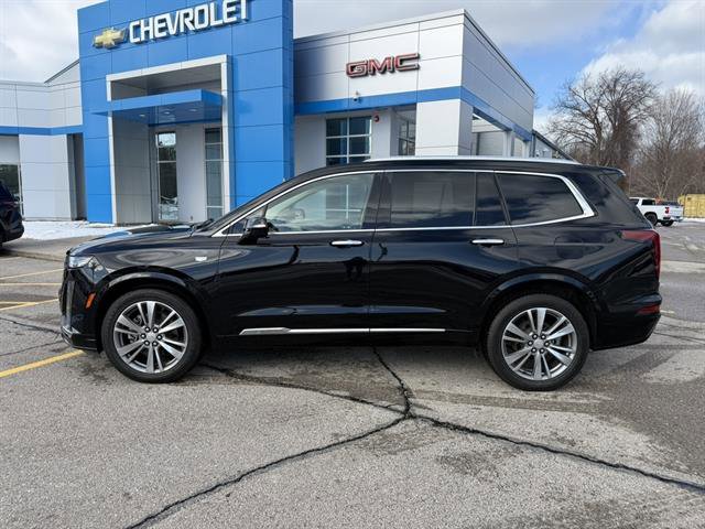 Used 2020 Cadillac XT6 Premium Luxury image 3