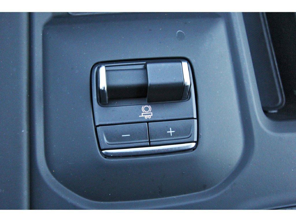 Used 2025 GMC Sierra 2500 Denali Ultimate AWD/4WD image 32