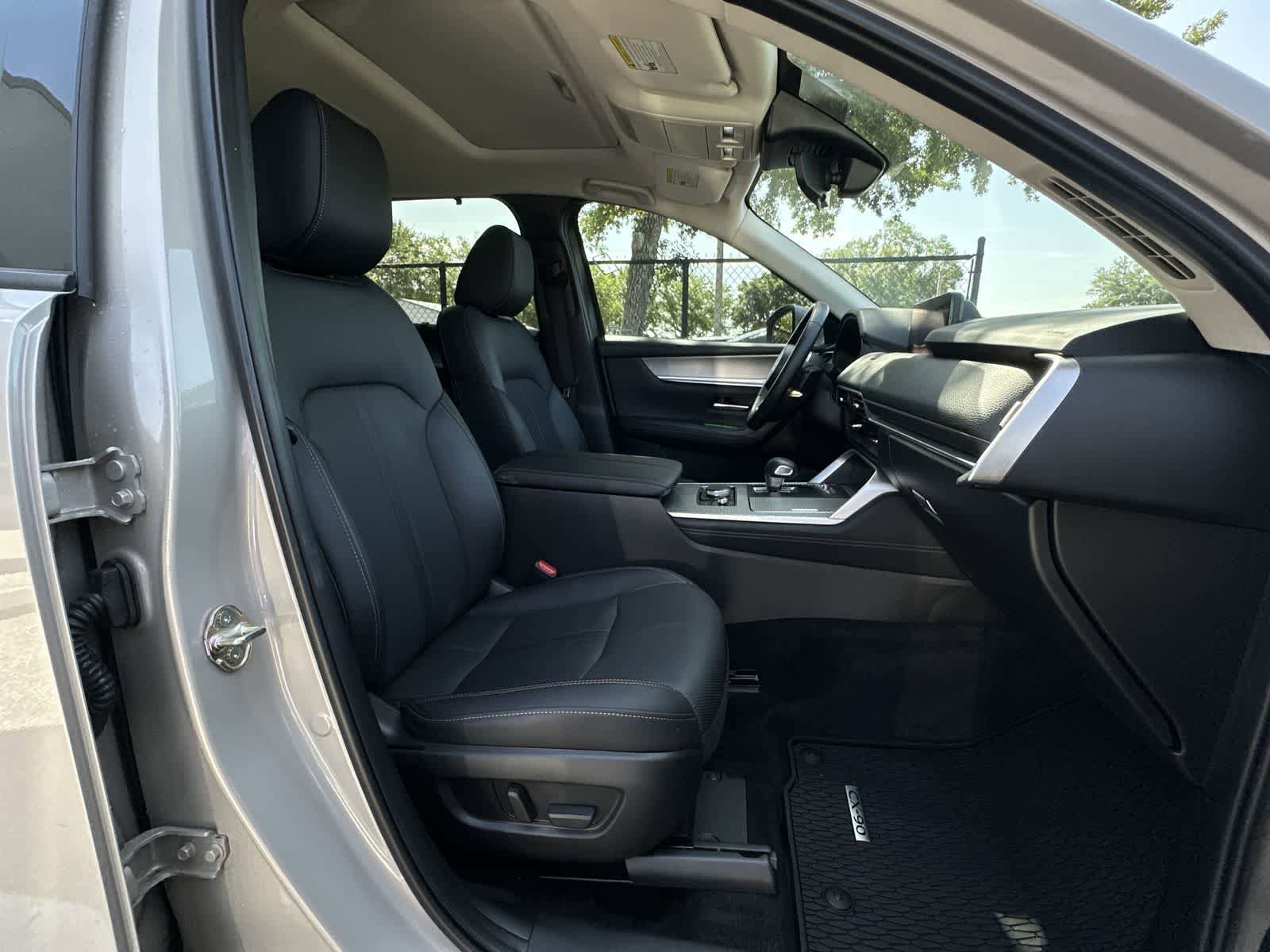 Used 2024 MAZDA CX-90 Plug-In Hybrid w/ Preferred AWD/4WD image 9