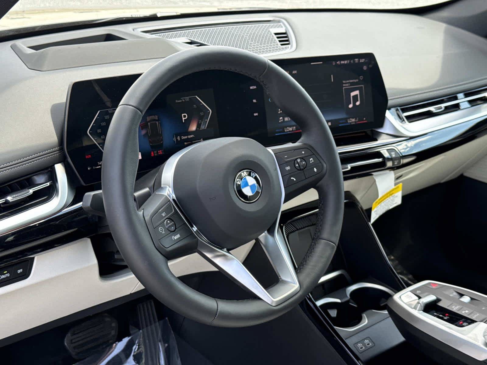 New 2026 BMW X1 xDrive28i w/ Technology Package AWD/4WD image 2