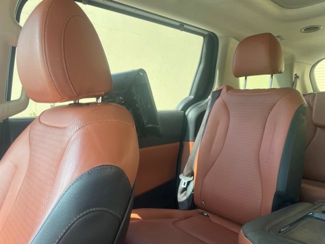 Used 2023 Kia Carnival SX Prestige FWD image 21