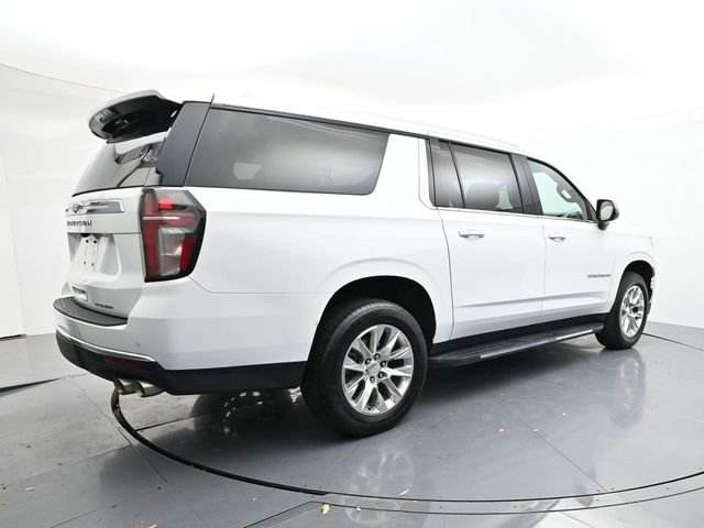 Used 2023 Chevrolet Suburban Premier image 8