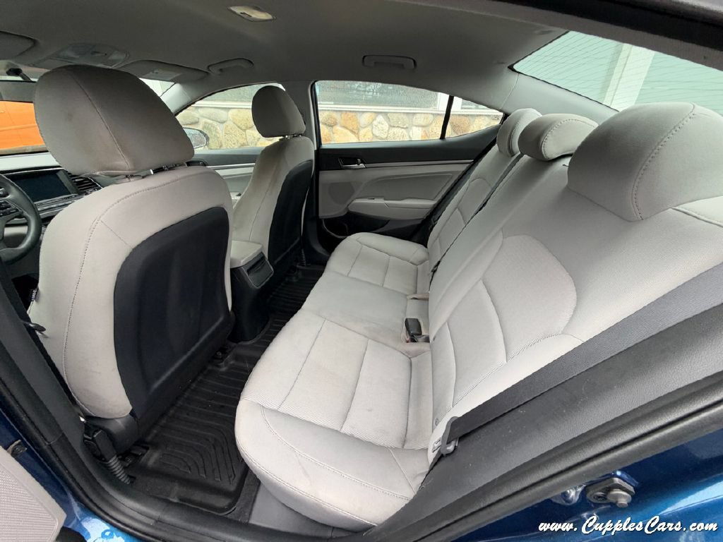 Used 2018 Hyundai Elantra SEL FWD image 19