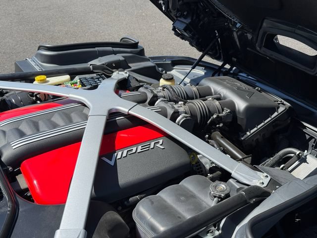 Used 2015 Dodge Viper w/ Quick Order Package 22J GT RWD image 7