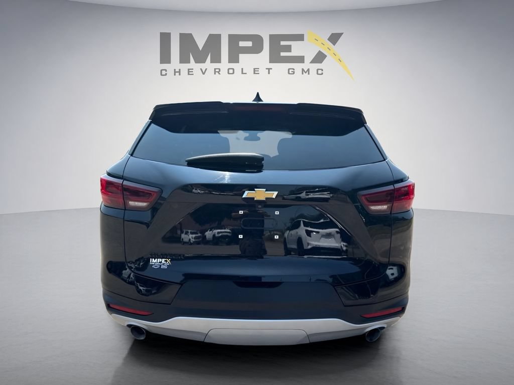 Used 2023 Chevrolet Blazer LT w/ LPO, Floor Liner Package FWD image 4