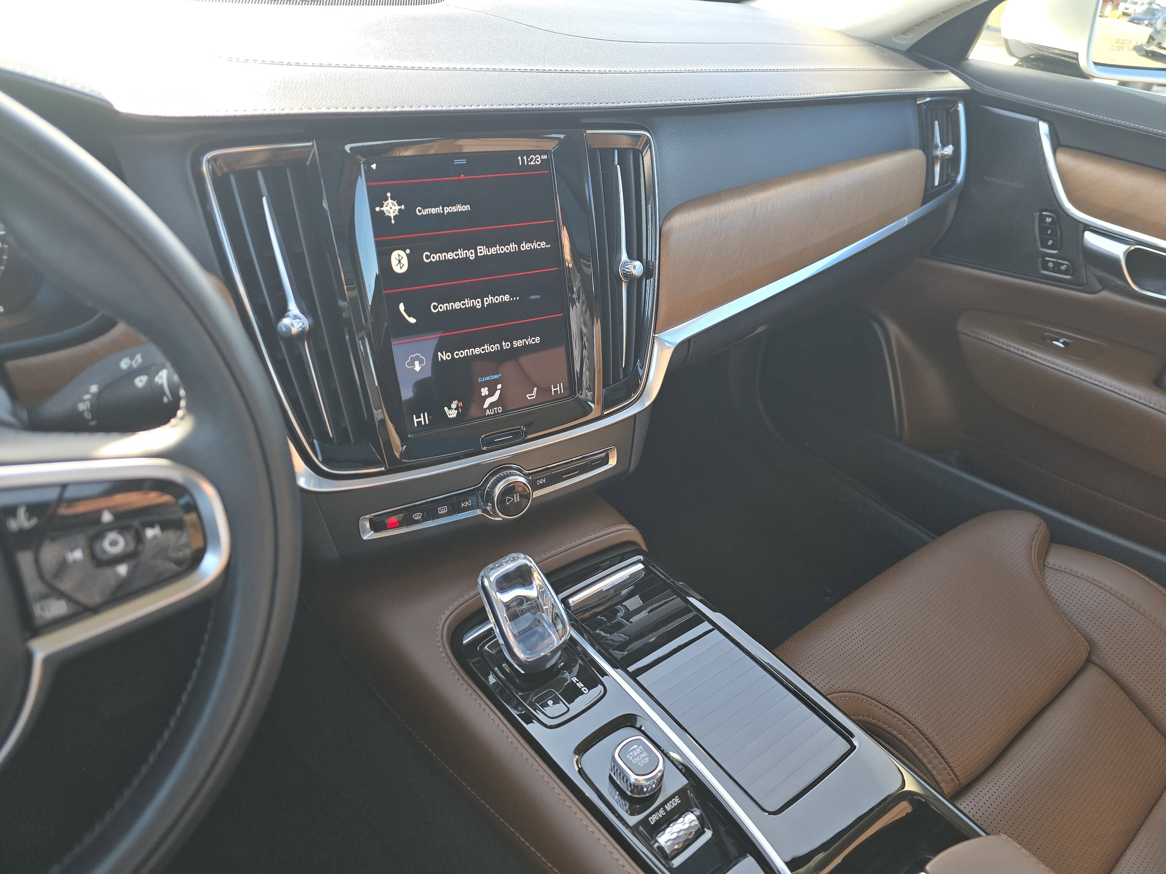 Used 2020 Volvo S90 T8 Inscription image 12