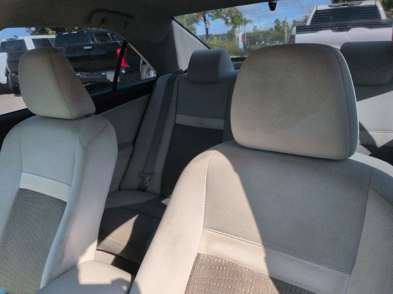 Used 2013 Toyota Camry XLE FWD image 8