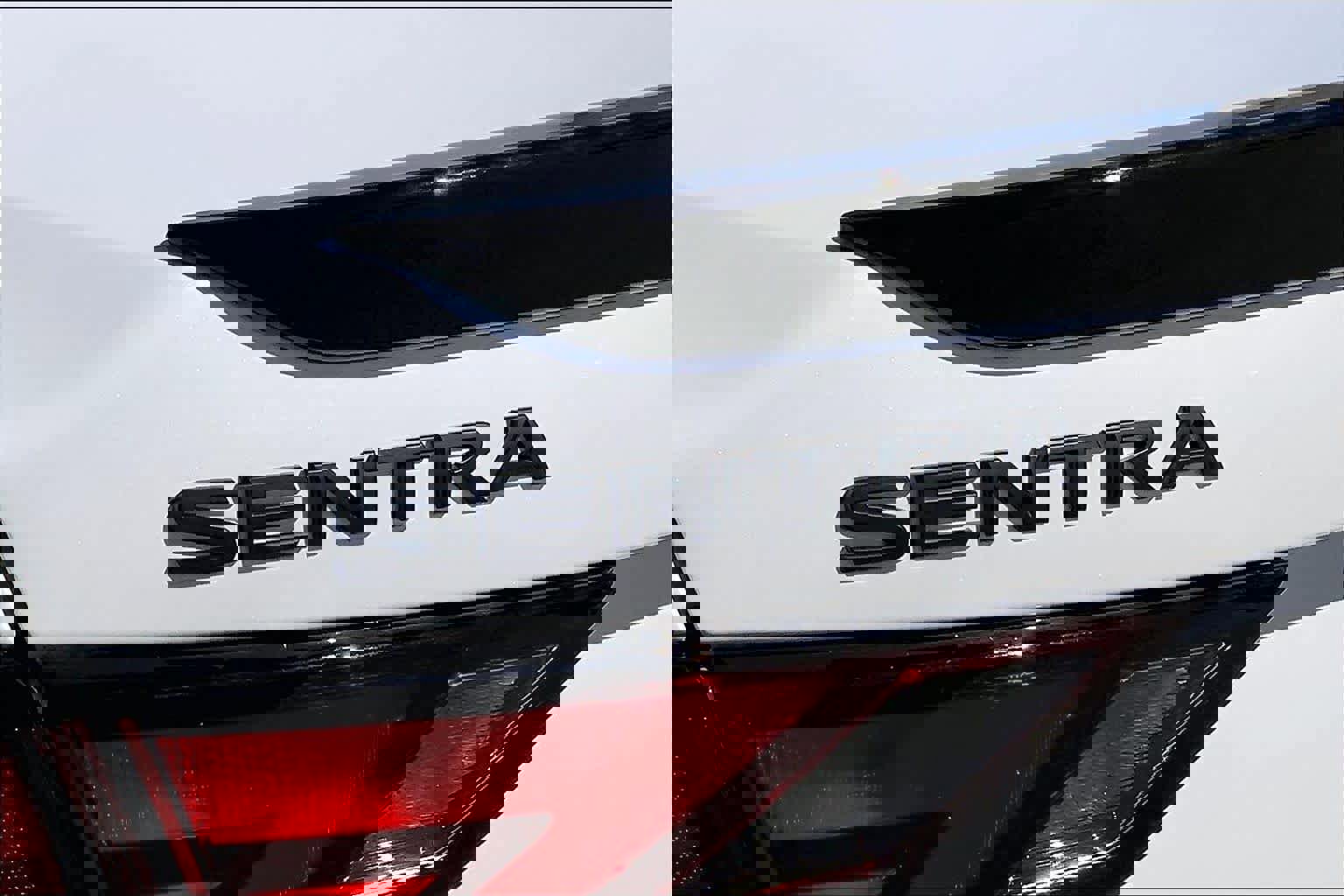 Used 2022 Nissan Sentra SR w/ Midnight Edition image 33