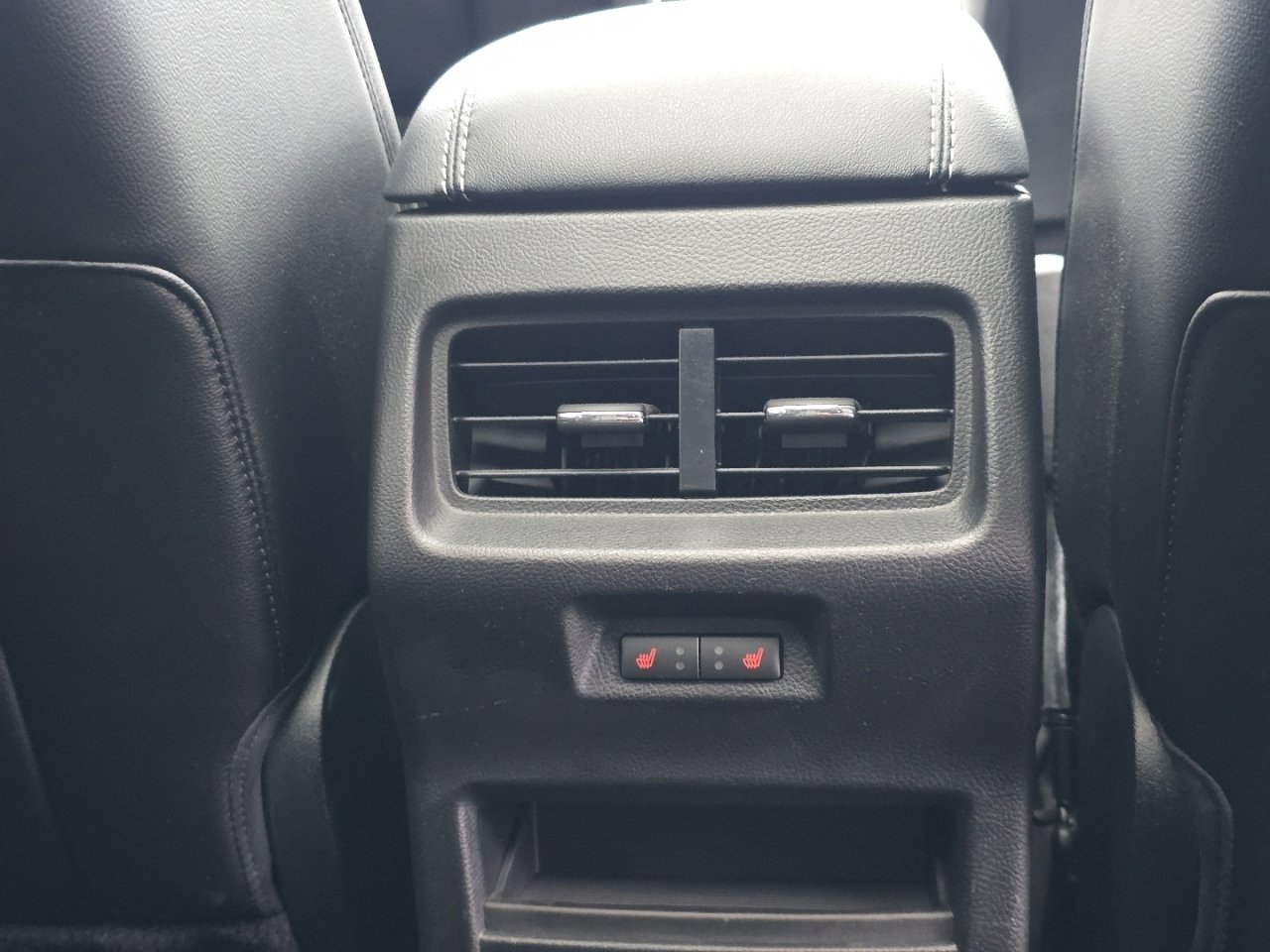 Used 2020 Ford Edge ST w/ Equipment Group 401A image 22