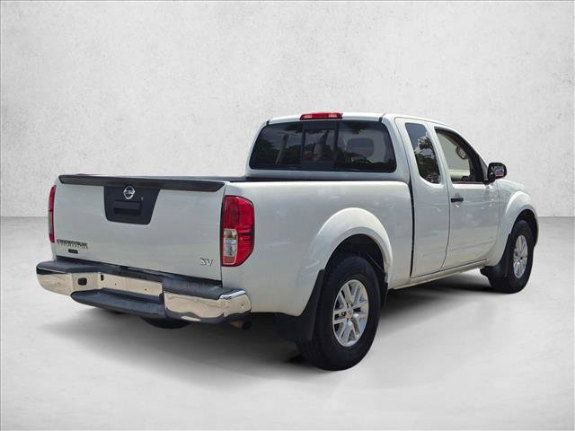 Used 2017 Nissan Frontier SV RWD image 5