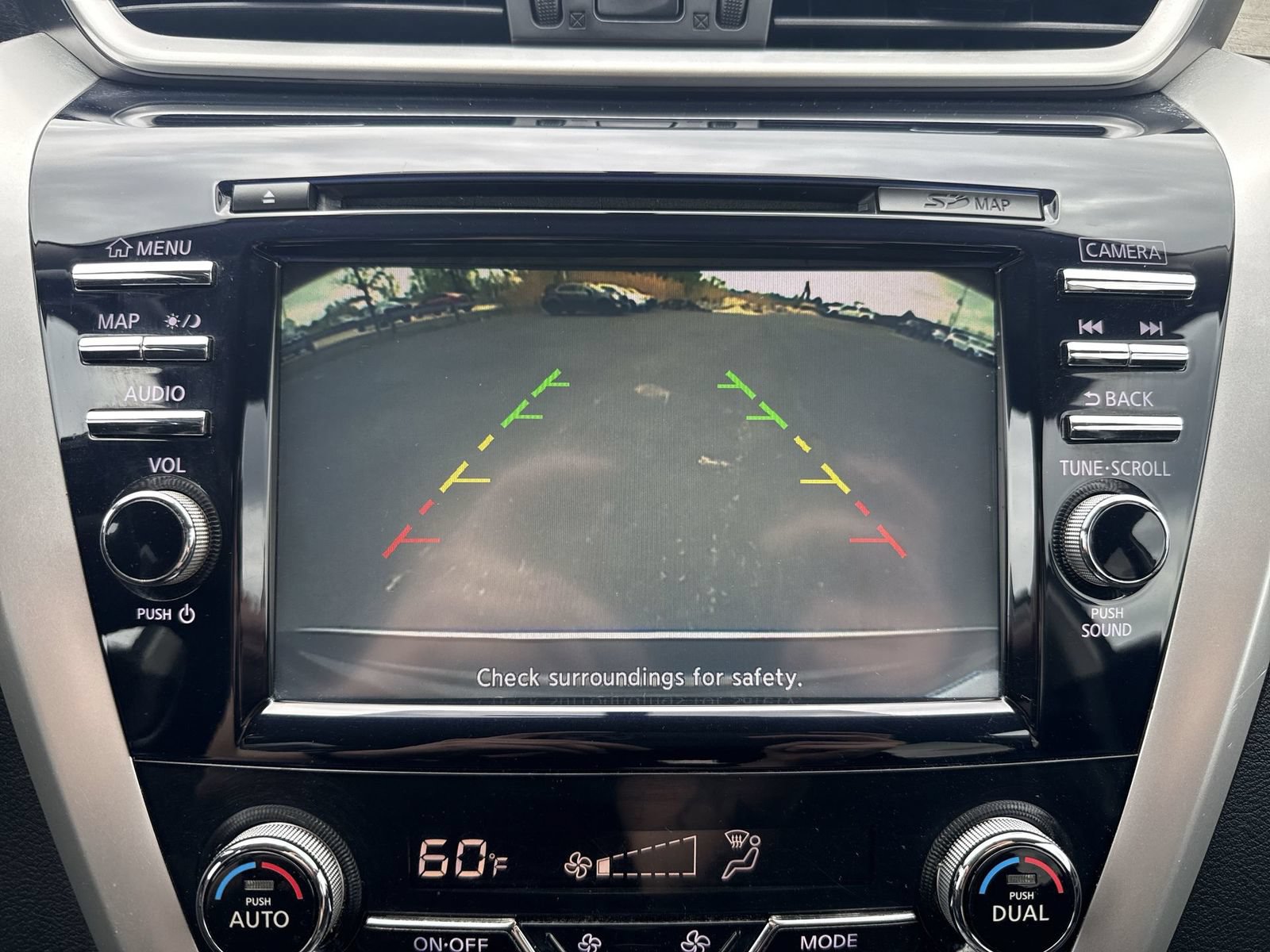 Used 2016 Nissan Murano SV AWD/4WD image 17