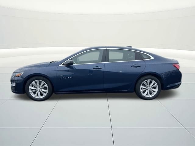 Used 2022 Chevrolet Malibu LT image 2