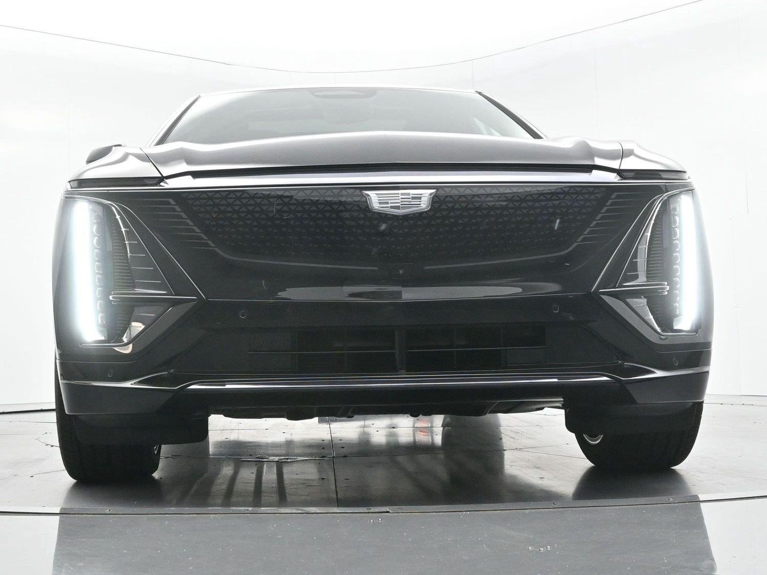 New 2027 Cadillac Lyriq Signature Sport AWD/4WD image 51