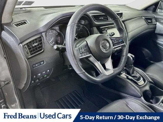 Used 2020 Nissan Rogue SL w/ Premium Package AWD/4WD image 14