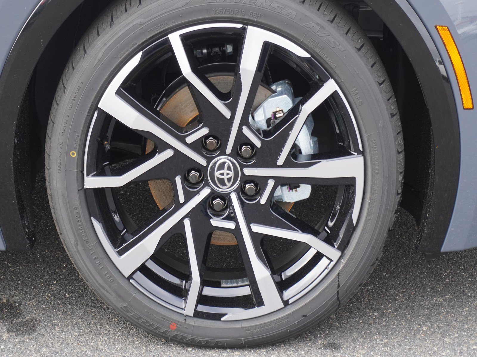 New 2026 Toyota Prius Plug-In Hybrid image 5