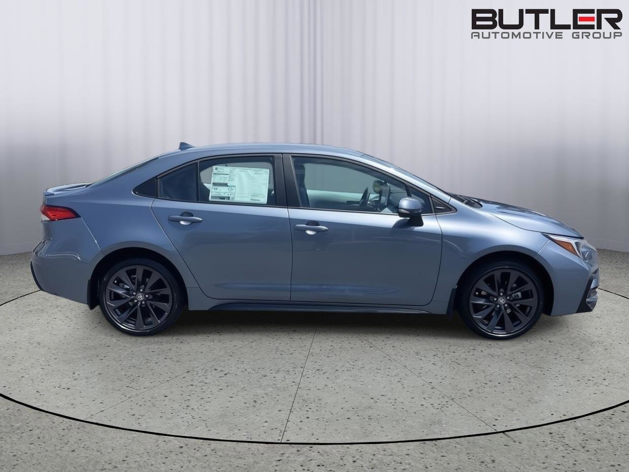 New 2026 Toyota Corolla SE FWD image 6