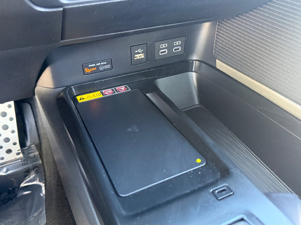 Used 2026 Toyota Camry SE w/ Convenience Package FWD image 19