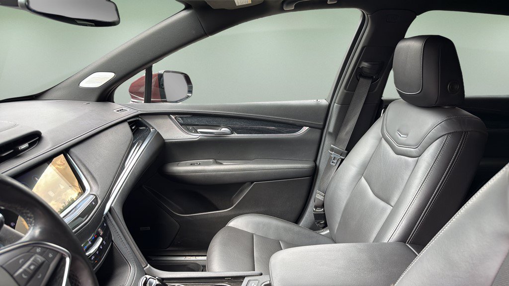Certified 2023 Cadillac XT5 Premium Luxury AWD/4WD image 21