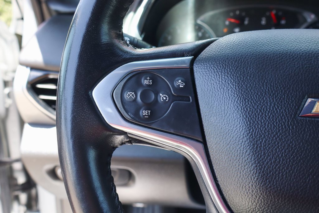 Used 2022 Chevrolet Traverse LT image 23