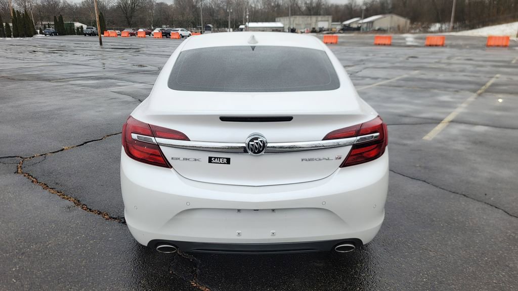 Used 2017 Buick Regal Premium w/ Driver Confidence Package #1 image 10