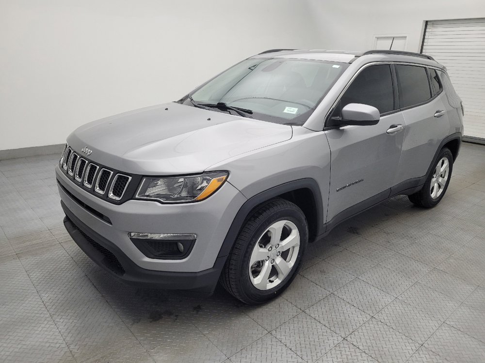 Used 2021 Jeep Compass Latitude image 2