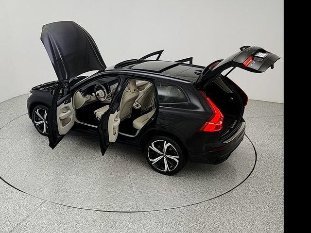 Used 2024 Volvo XC60 T8 Ultimate AWD/4WD image 42
