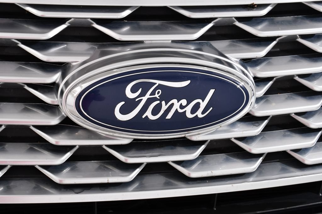 Used 2019 Ford Explorer Platinum AWD/4WD image 22