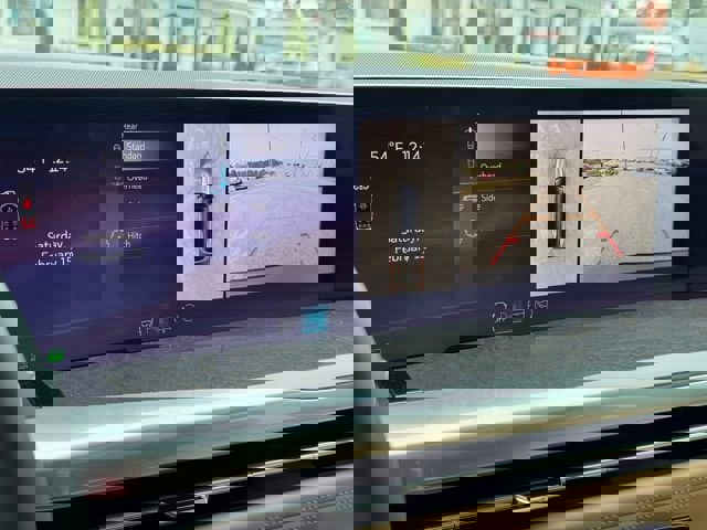 New 2025 Cadillac Escalade IQ Sport 2 image 31